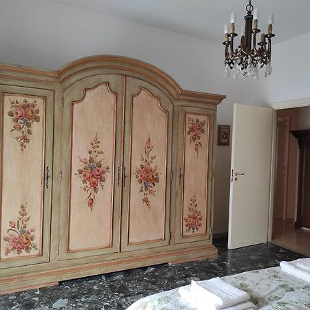 Апартаменты La Colonna Holiday House Лечче Экстерьер фото